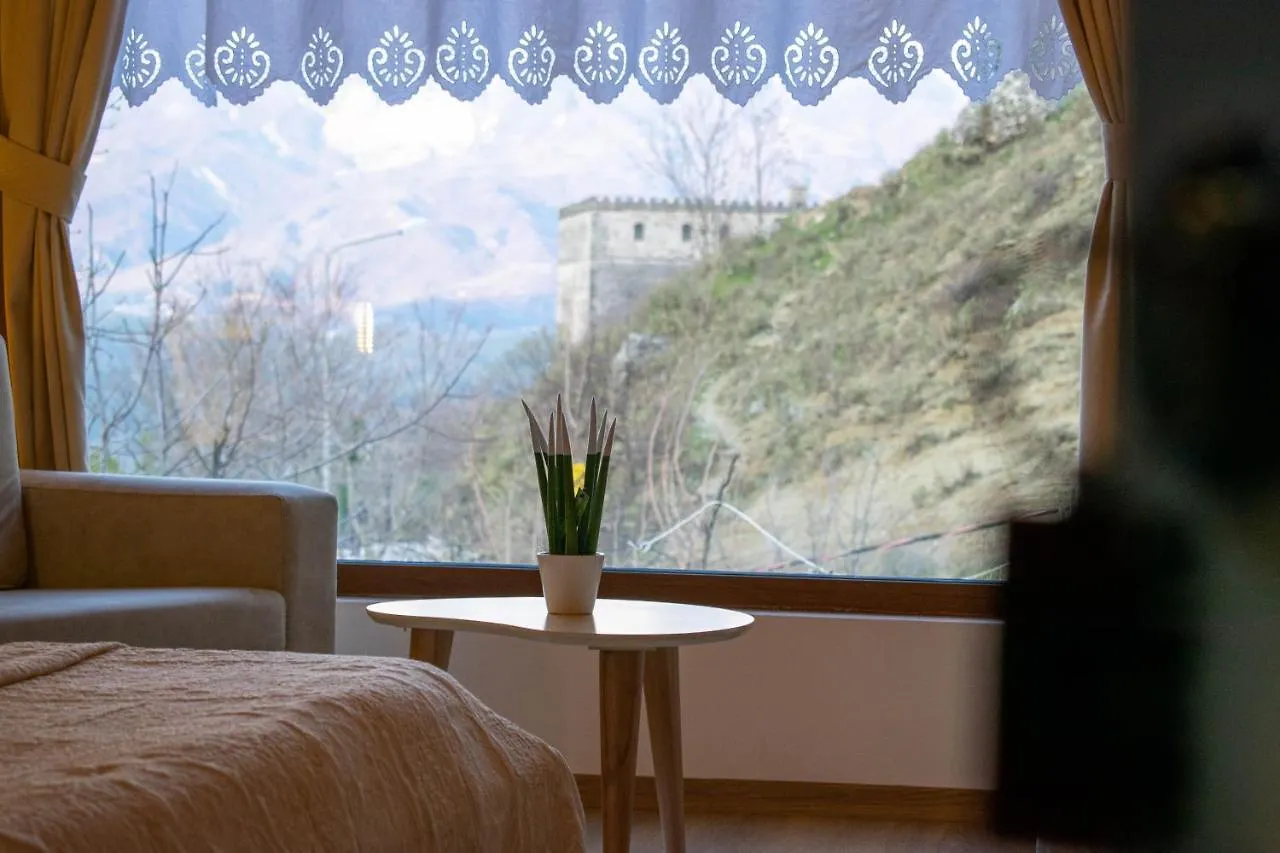 Te Kalaja Rooms Gjirokastër
