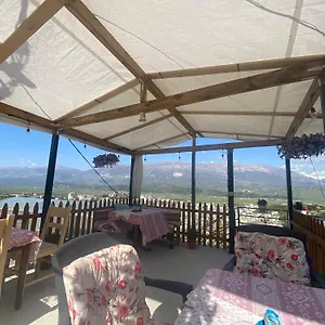 Gasthuis Denis, Gjirokastër